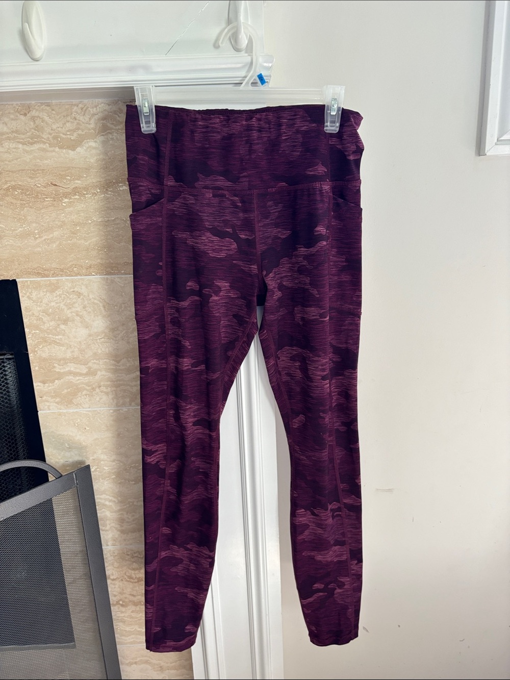 Avia Plum Camouflage Leggings